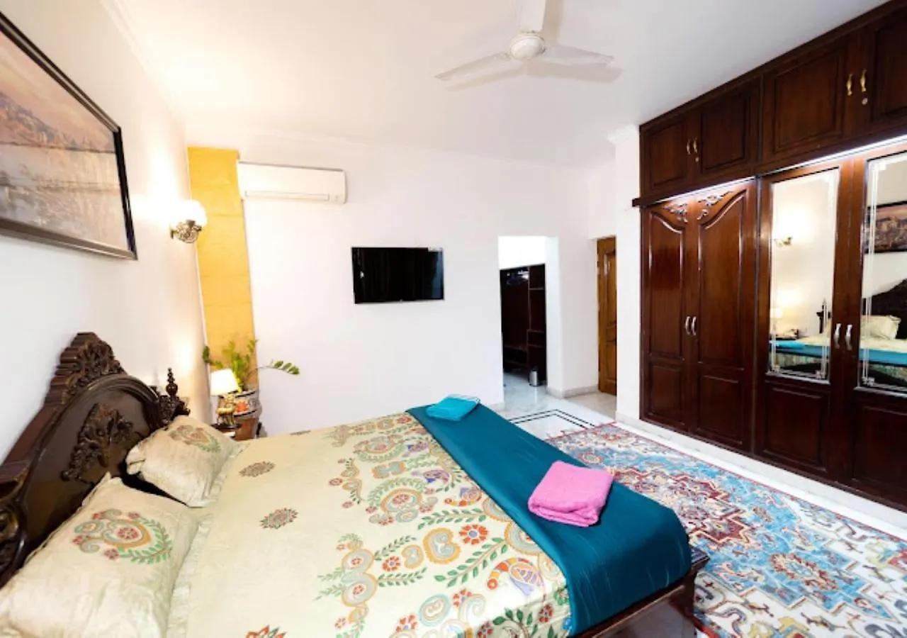 Ritz Mansion Varanasi