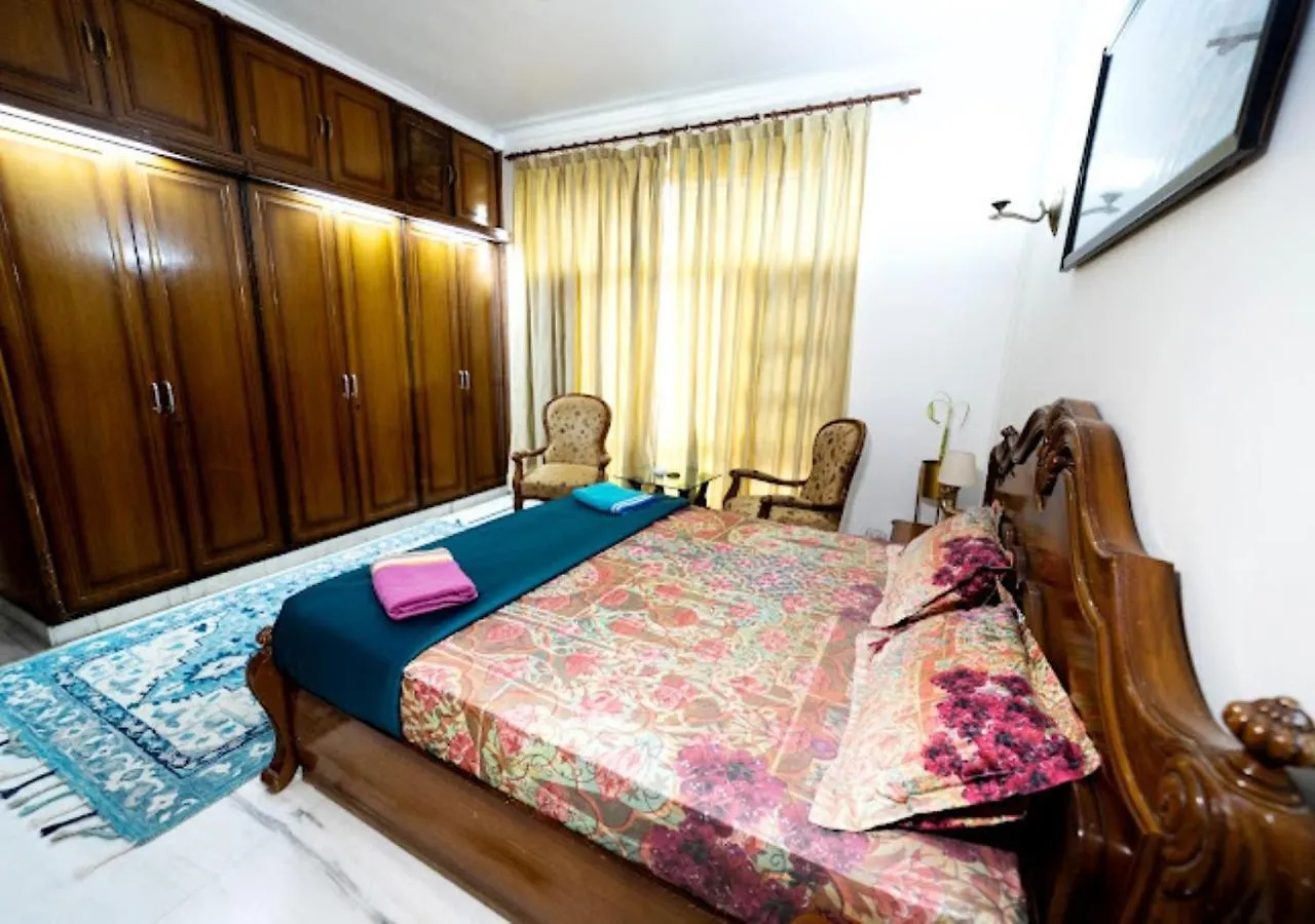 ***** Hotel Ritz Mansion Varanasi India